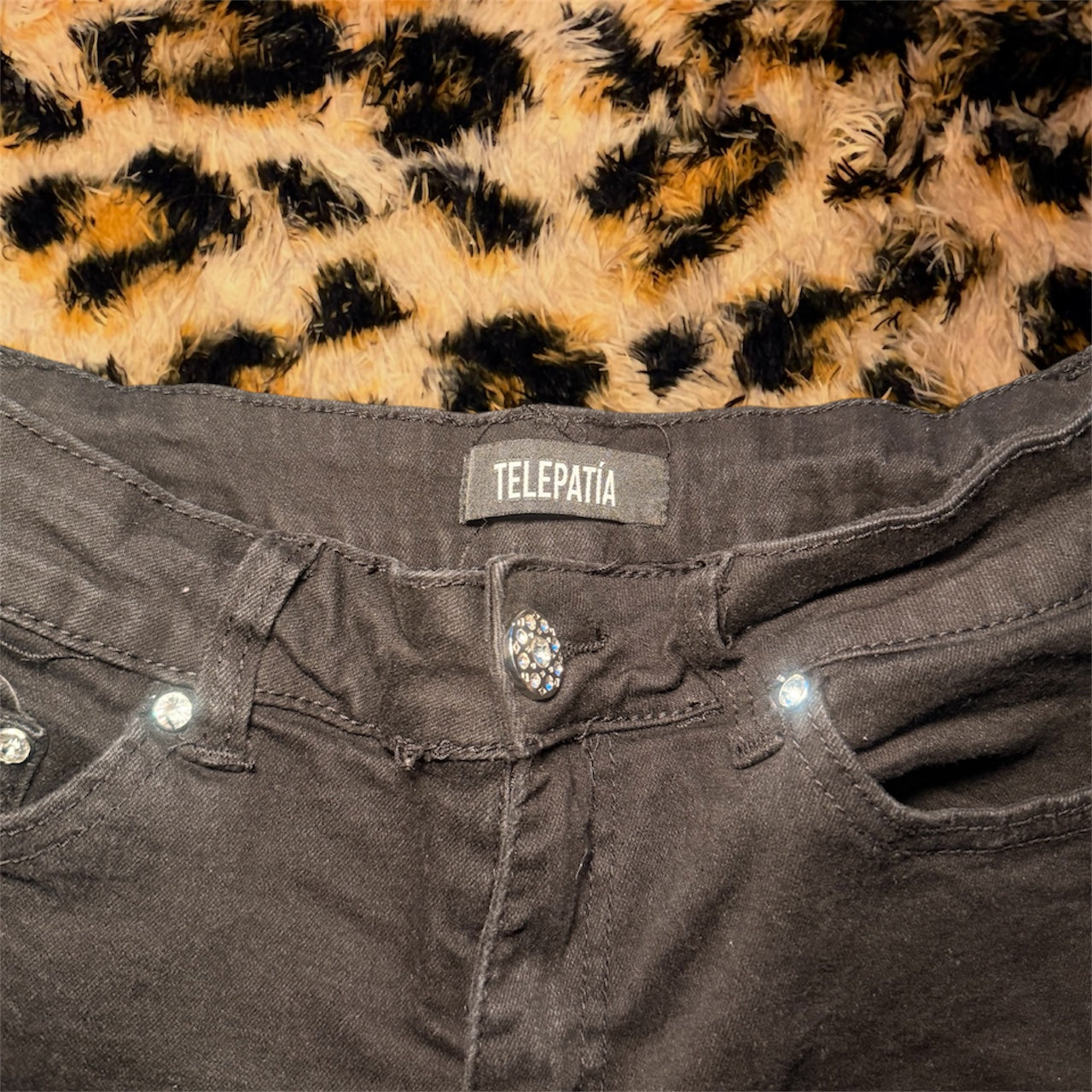 2000s grunge black shorts
