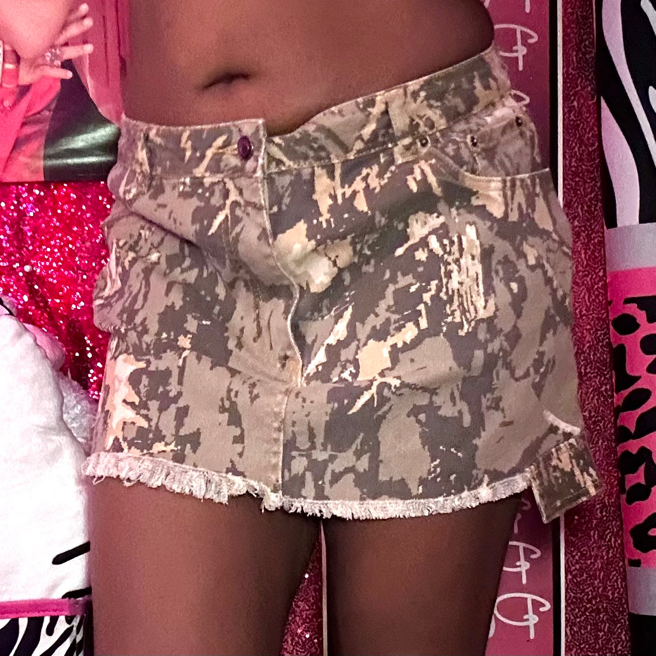 (XL) Camo Cargo Mini Skirt