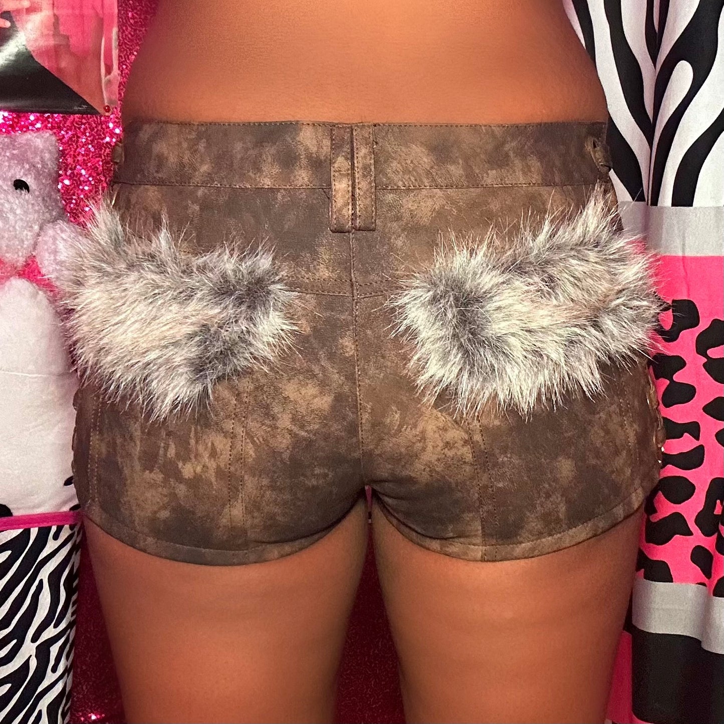 (M) Fur Leather Mini Shorts