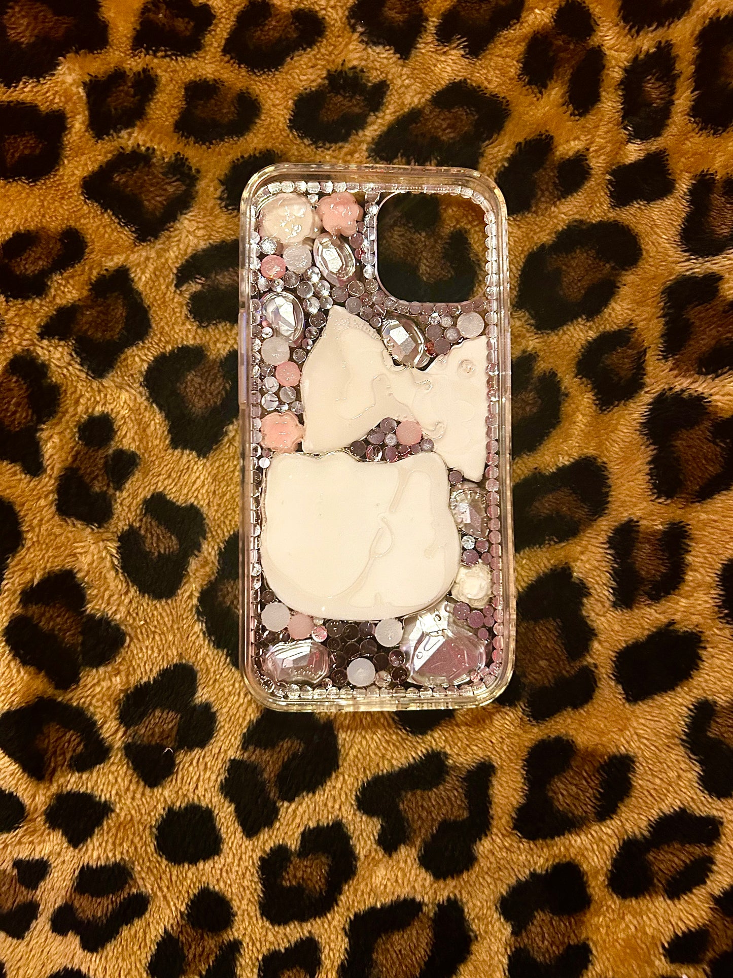 (6.1”) Hello Kitty Rhinestones Phone Case IPhone 12